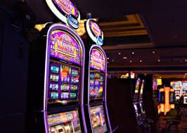 Filipino player using the okjl mobile app on a smartphone to access slots and sports betting